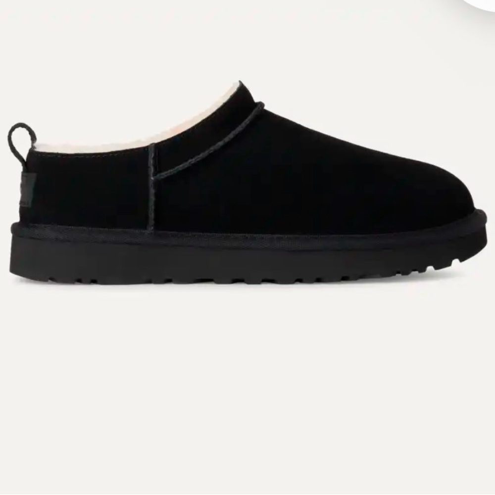 Black Ugg Classic Micro